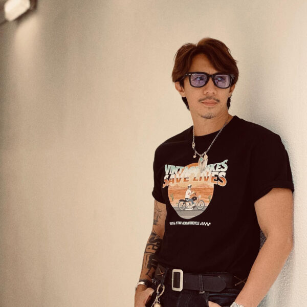 Pixel Black Tee 80年代任天堂畫風Print T恤